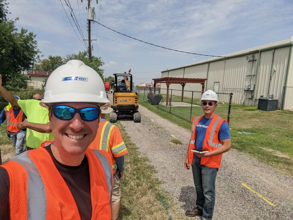 Telecom team working in field